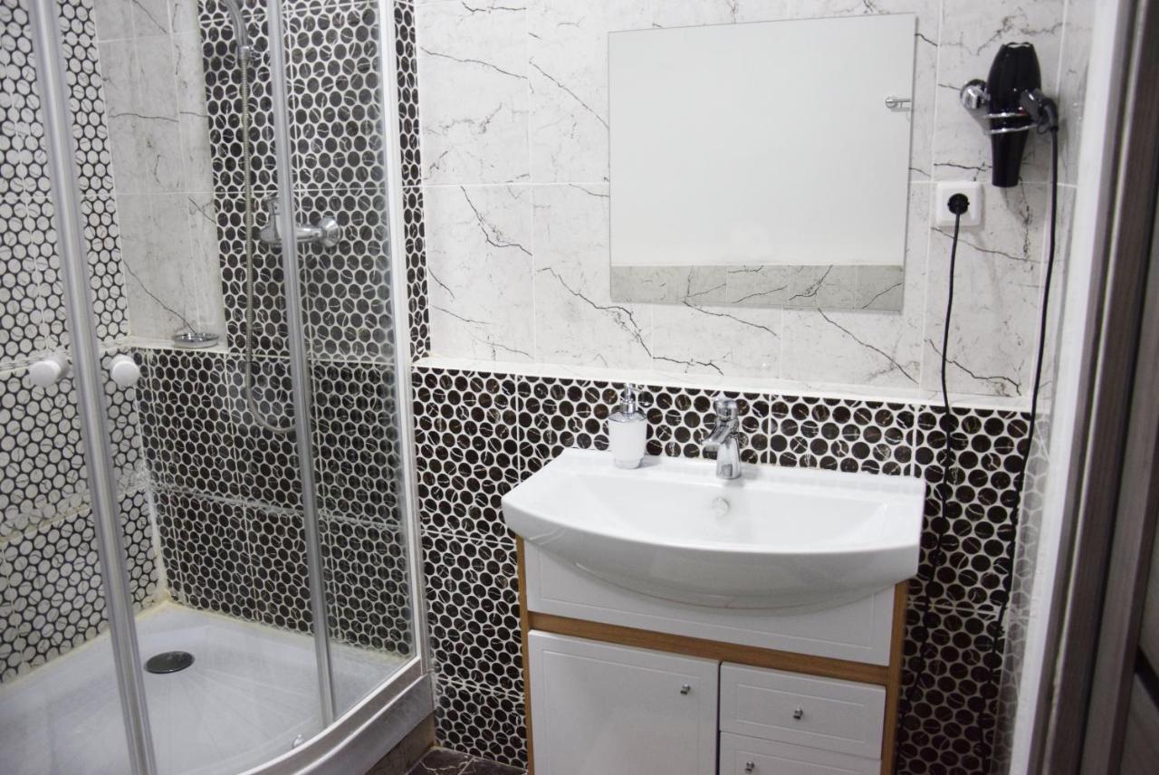 Halal-Apartamenty Рядом Трц Megaalma-Ata Extérieur photo